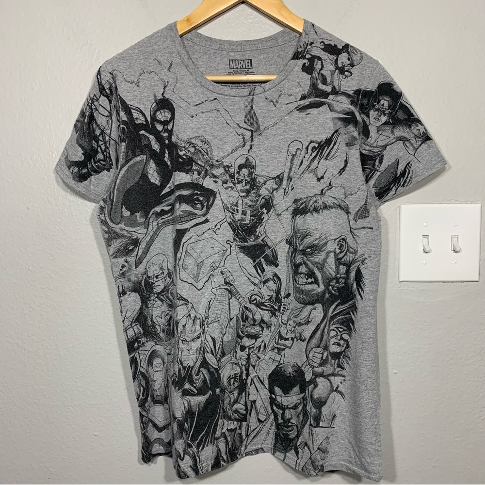 Marvel Superheroes Gray All Over Print AOP Tee‎ Medium Y2K